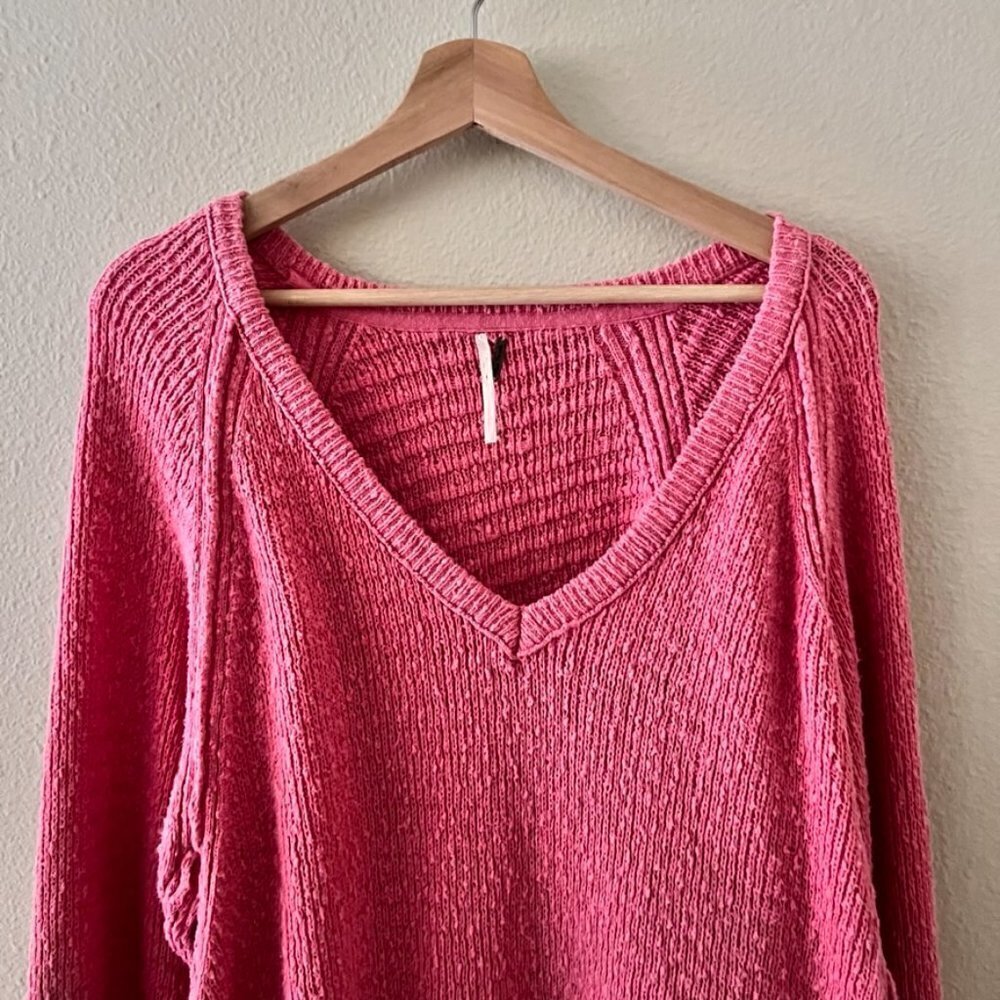 Free People West Coast Asymmetrical Sweater In Rose Pink XS​​​​​​​​​​​​​​​​​​ - Picture 3 of 7
